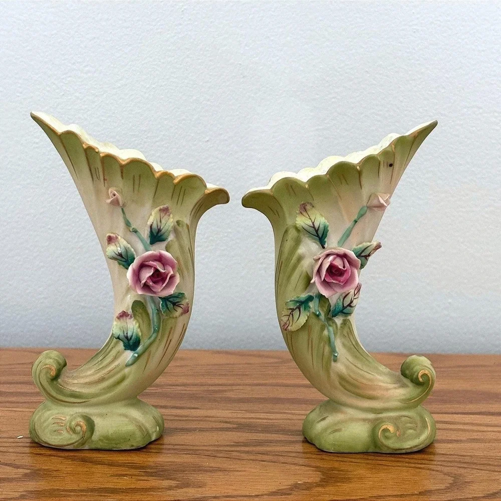 Lefton china hand